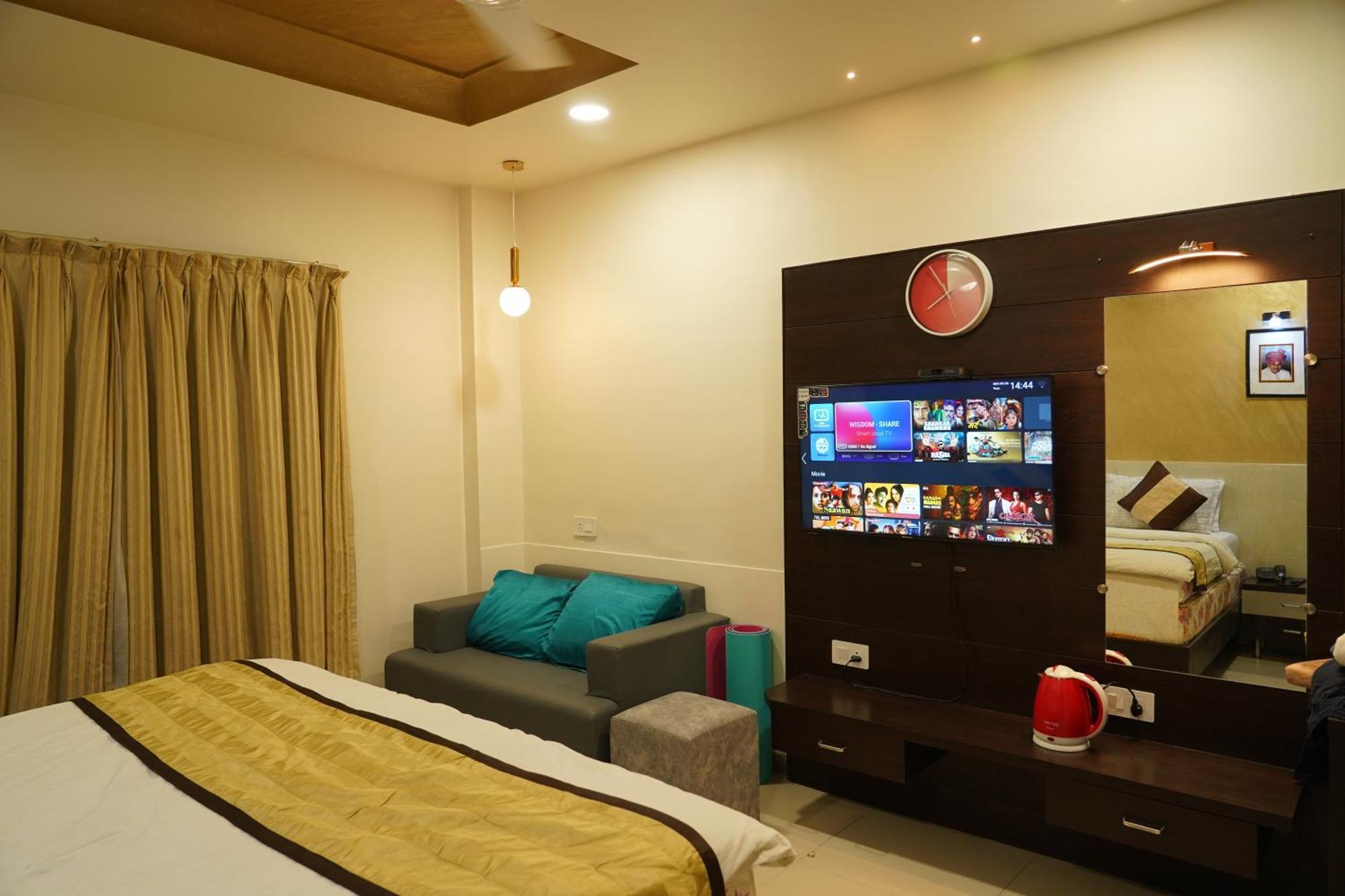 Marshall The Grand Hotel Ahmedabad Extérieur photo