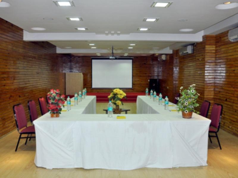Marshall The Grand Hotel Ahmedabad Extérieur photo