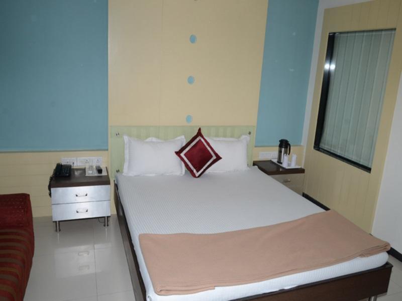 Marshall The Grand Hotel Ahmedabad Extérieur photo
