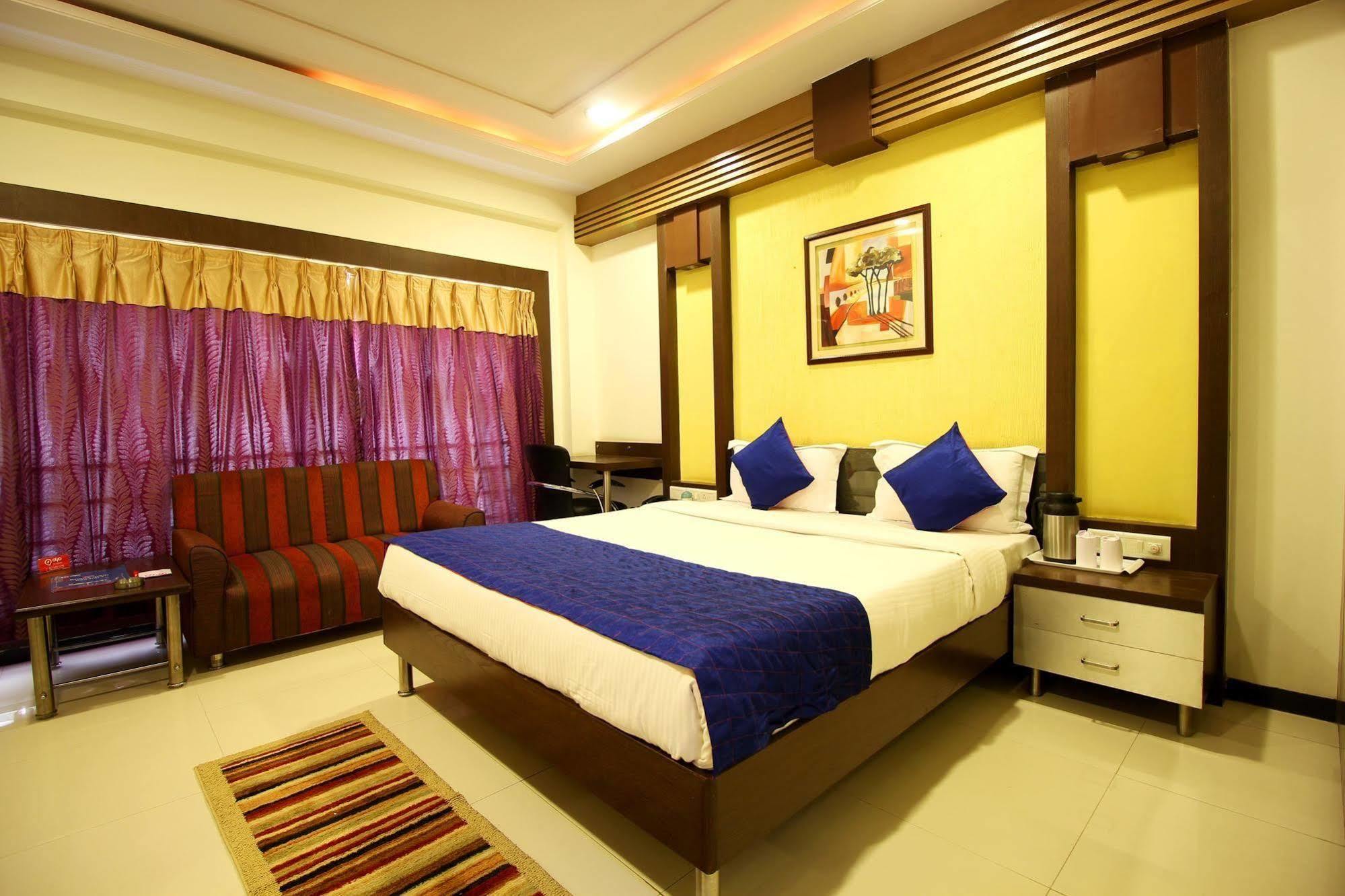 Marshall The Grand Hotel Ahmedabad Extérieur photo